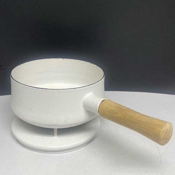 Dansk Kobenstyle France Yellow Enamel Covered Pan Cookware 4 Quart - Picture 17 of 17